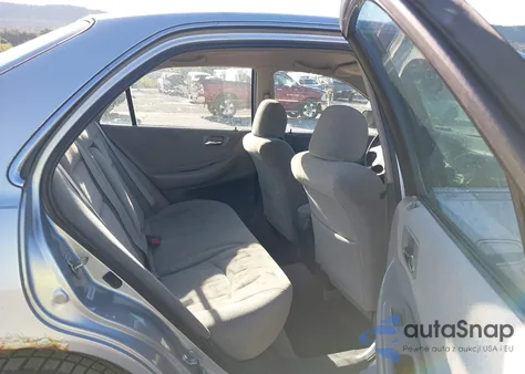 2001 Honda Accord 2.3 Lx from USA, damaged, VIN 1HGCG665X1A142545